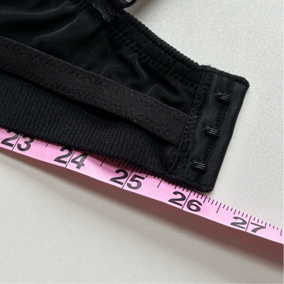 Set of 2 Bras Size 36C - Picture 9 of 16